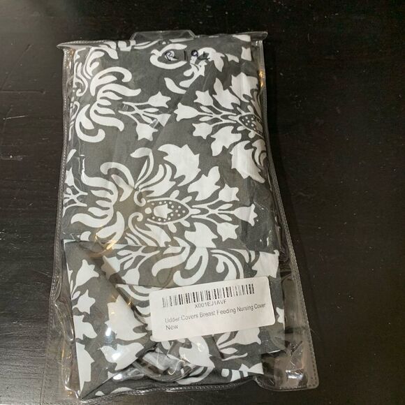 Udder Covers Breastfeeding Cover - Picture 2 of 2